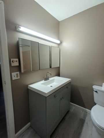 39 Brookside Dr Unit 7, Brattleboro, VT 05301