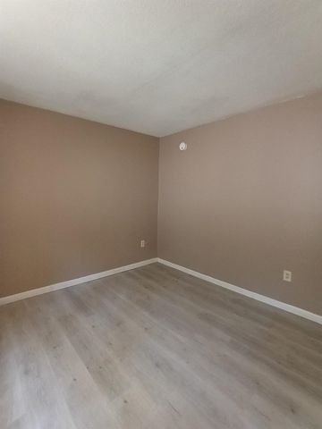 39 Brookside Dr Unit 7, Brattleboro, VT 05301