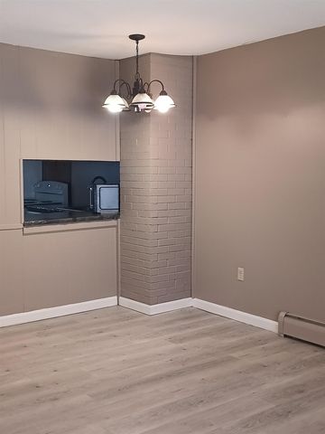 39 Brookside Dr Unit 7, Brattleboro, VT 05301