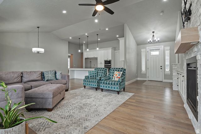 11613 S FOX VISTA DR, Draper, UT 84020