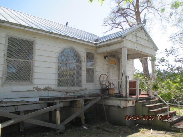 704 Fulton Street, Klamath Falls, OR 97601