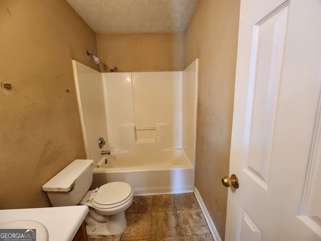535 Village Circle, Stockbridge, GA 30281