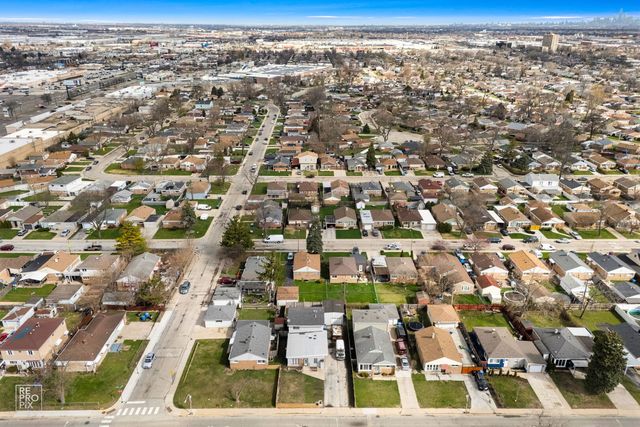 4680 W 83rd Street, Chicago, IL 60652