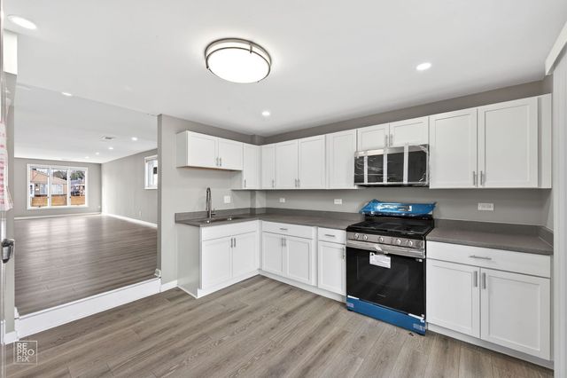 4680 W 83rd Street, Chicago, IL 60652