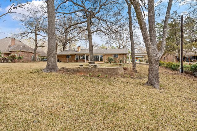 10202 E Lakeshore Drive, Tyler, TX 75709