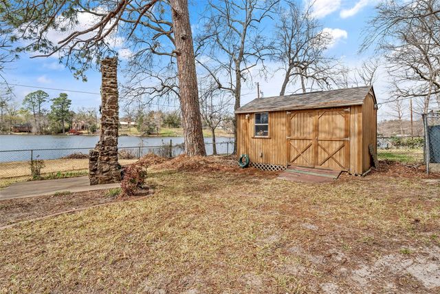 10202 E Lakeshore Drive, Tyler, TX 75709