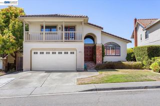 6444 Boone Dr, Castro Valley, CA 94552