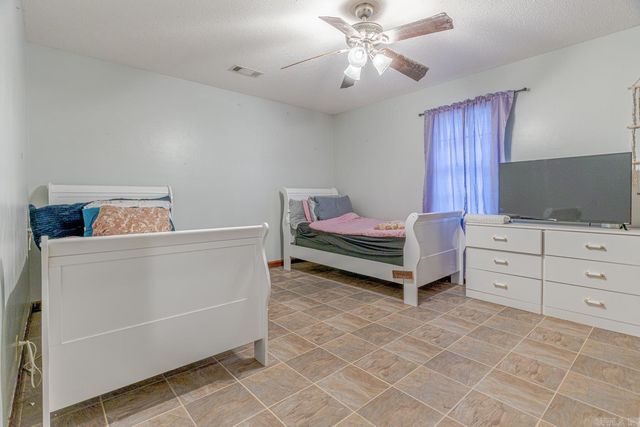 1243 County Road 114, Jonesboro, AR 72404