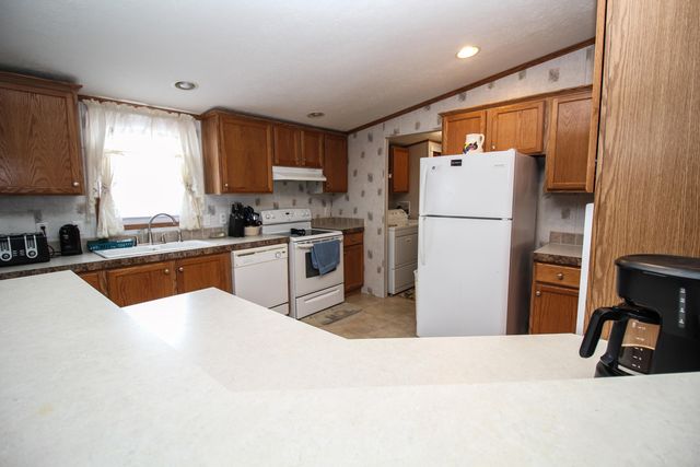 6250 Medford Way, Kalamazoo Twp, MI 49009