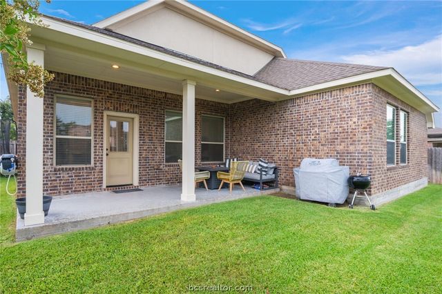 2533 Kimbolton Drive, College Station, TX 77845
