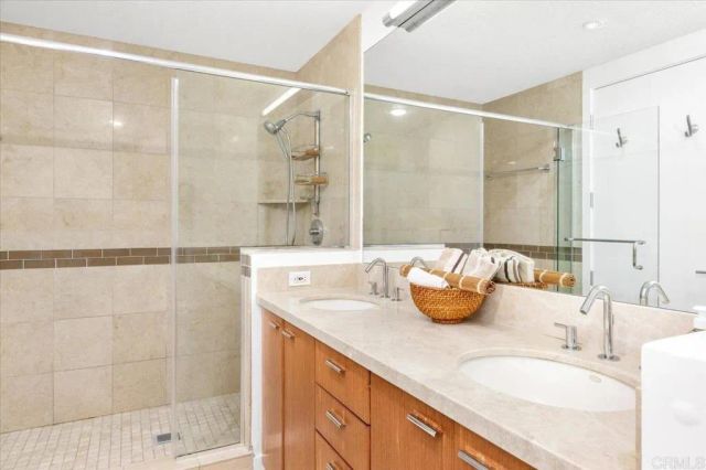 1199 Pacific Highway 1805, San Diego, CA 92101