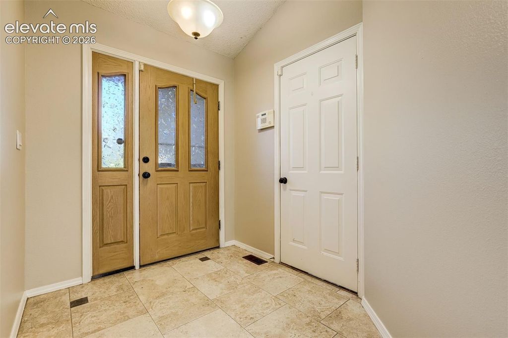 6705 Sleeping Giant Drive, Colorado Springs, CO 80923 — photo 3