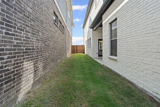 14428 Balmoral Place, Fort Worth, TX 76008