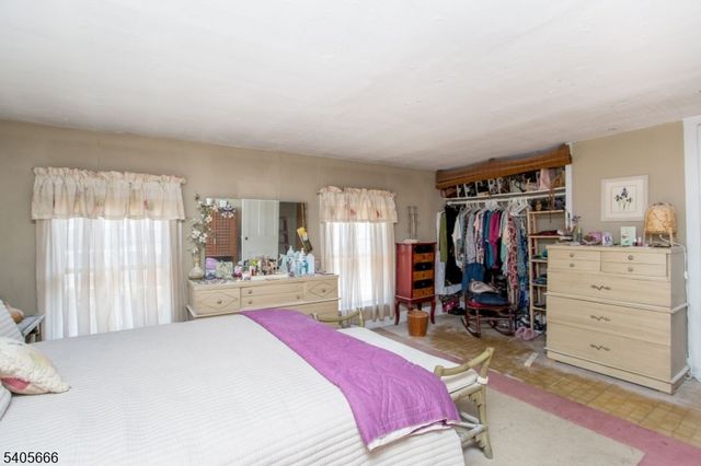 309 Harrison St, Frenchtown Boro, NJ 08825