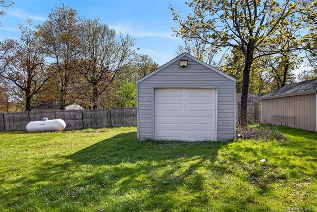 82 Southside Drive, Monroe, NY 10950