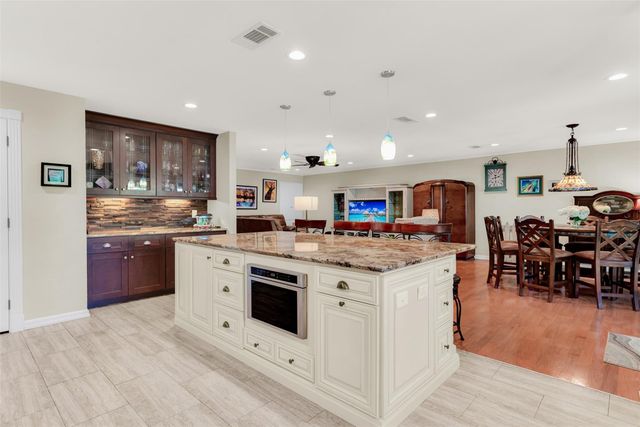 319 E Spring Valley Road, Richardson, TX 75081