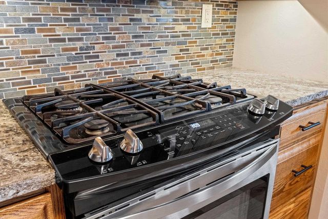 1035 E KIMBERLY AVENUE, Kimberly, WI 54136