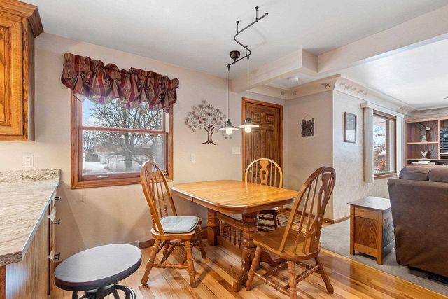 1035 E KIMBERLY AVENUE, Kimberly, WI 54136