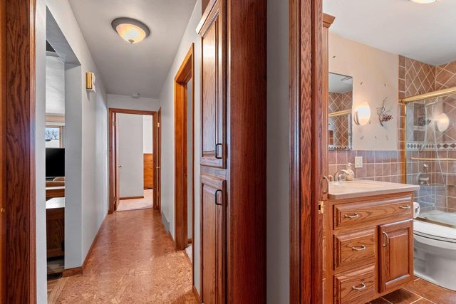 1035 E KIMBERLY AVENUE, Kimberly, WI 54136