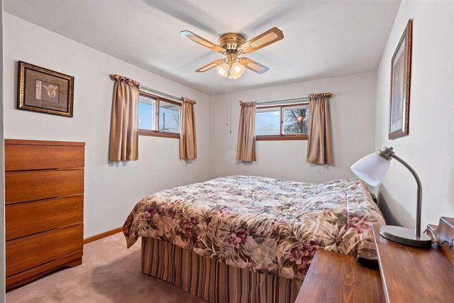 1035 E KIMBERLY AVENUE, Kimberly, WI 54136