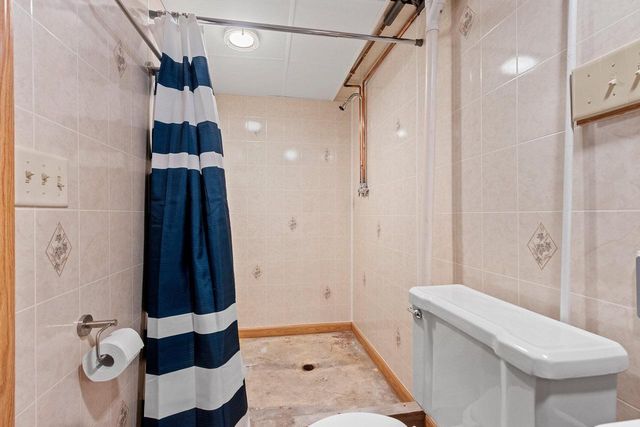 1035 E KIMBERLY AVENUE, Kimberly, WI 54136