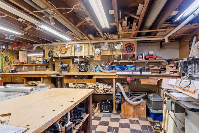 1035 E KIMBERLY AVENUE, Kimberly, WI 54136