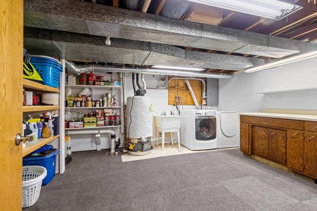 1035 E KIMBERLY AVENUE, Kimberly, WI 54136