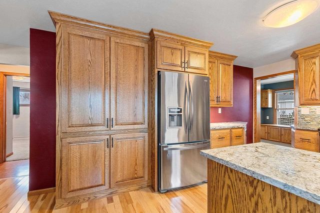 1035 E KIMBERLY AVENUE, Kimberly, WI 54136