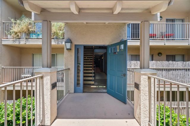 2330 Hosp Way 304, Carlsbad, CA 92008