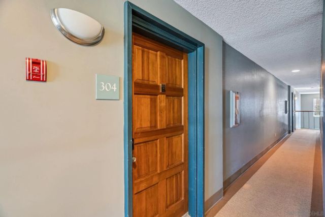 2330 Hosp Way 304, Carlsbad, CA 92008