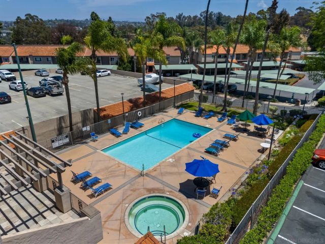 2330 Hosp Way 304, Carlsbad, CA 92008