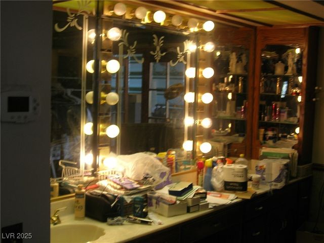 6325 Burgundy Way, Las Vegas, NV 89107