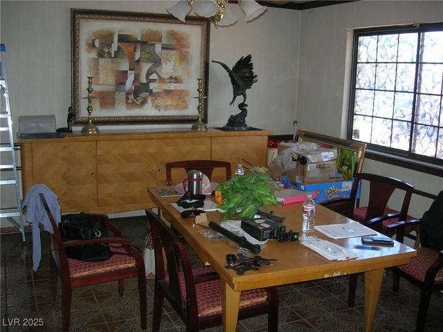 6325 Burgundy Way, Las Vegas, NV 89107