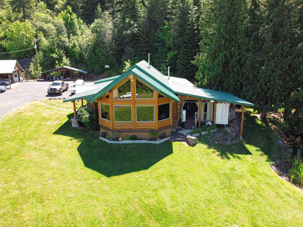 112 Three Forks Road, Kamiah, ID 83536