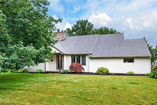 4416 Greenmeadow Avenue NW, Canton, OH 44709