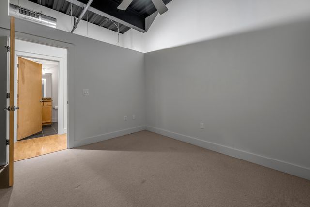 350 E Short Street 211, Lexington, KY 40507