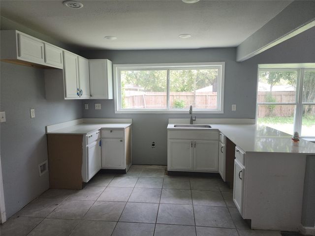 7819 Martin Wood Lane, Houston, TX 77086