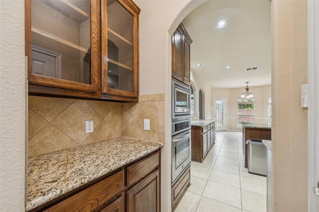 425 Windward Drive, Murphy, TX 75094