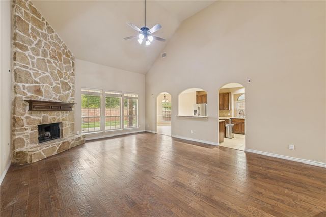 425 Windward Drive, Murphy, TX 75094