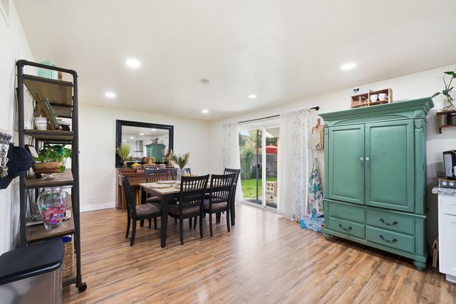 2808 W Tulare Avenue, Visalia, CA 93277