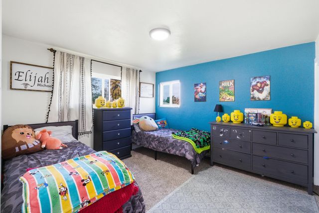 2808 W Tulare Avenue, Visalia, CA 93277