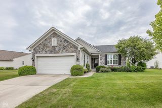 12880 Oxbridge Place, Fishers, IN 46037