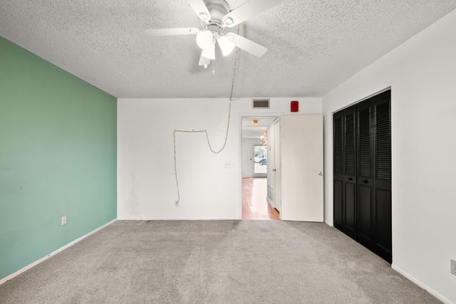 28 Lake Vista Trl Apt 104, Port St Lucie, FL 34952