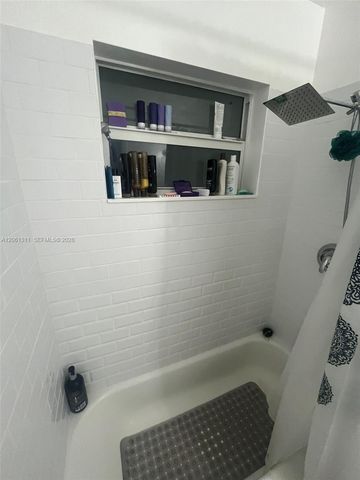 240 NE 23rd Ct, Pompano Beach, FL 33060