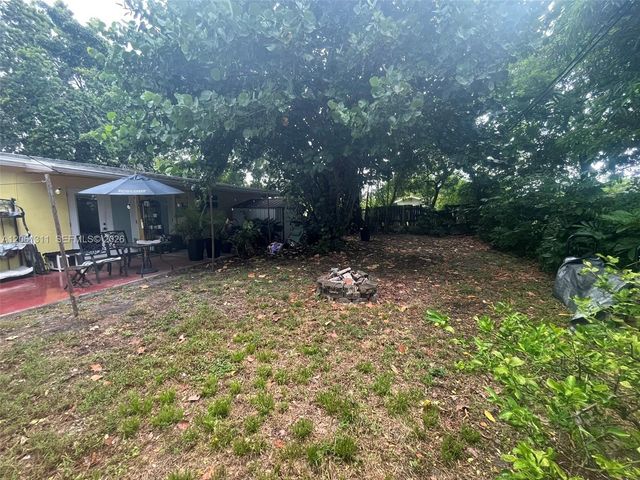 240 NE 23rd Ct, Pompano Beach, FL 33060