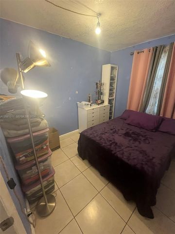 240 NE 23rd Ct, Pompano Beach, FL 33060