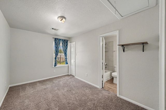 16701 E Hammon, Montgomery, TX 77316