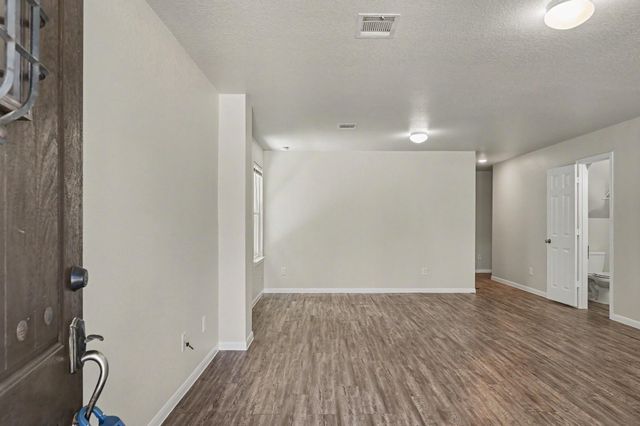 16701 E Hammon, Montgomery, TX 77316