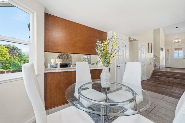 33646 Whimbrel Rd, Fremont, CA 94555