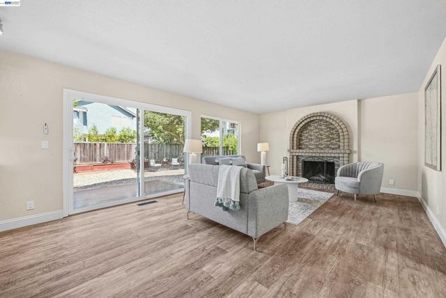 33646 Whimbrel Rd, Fremont, CA 94555